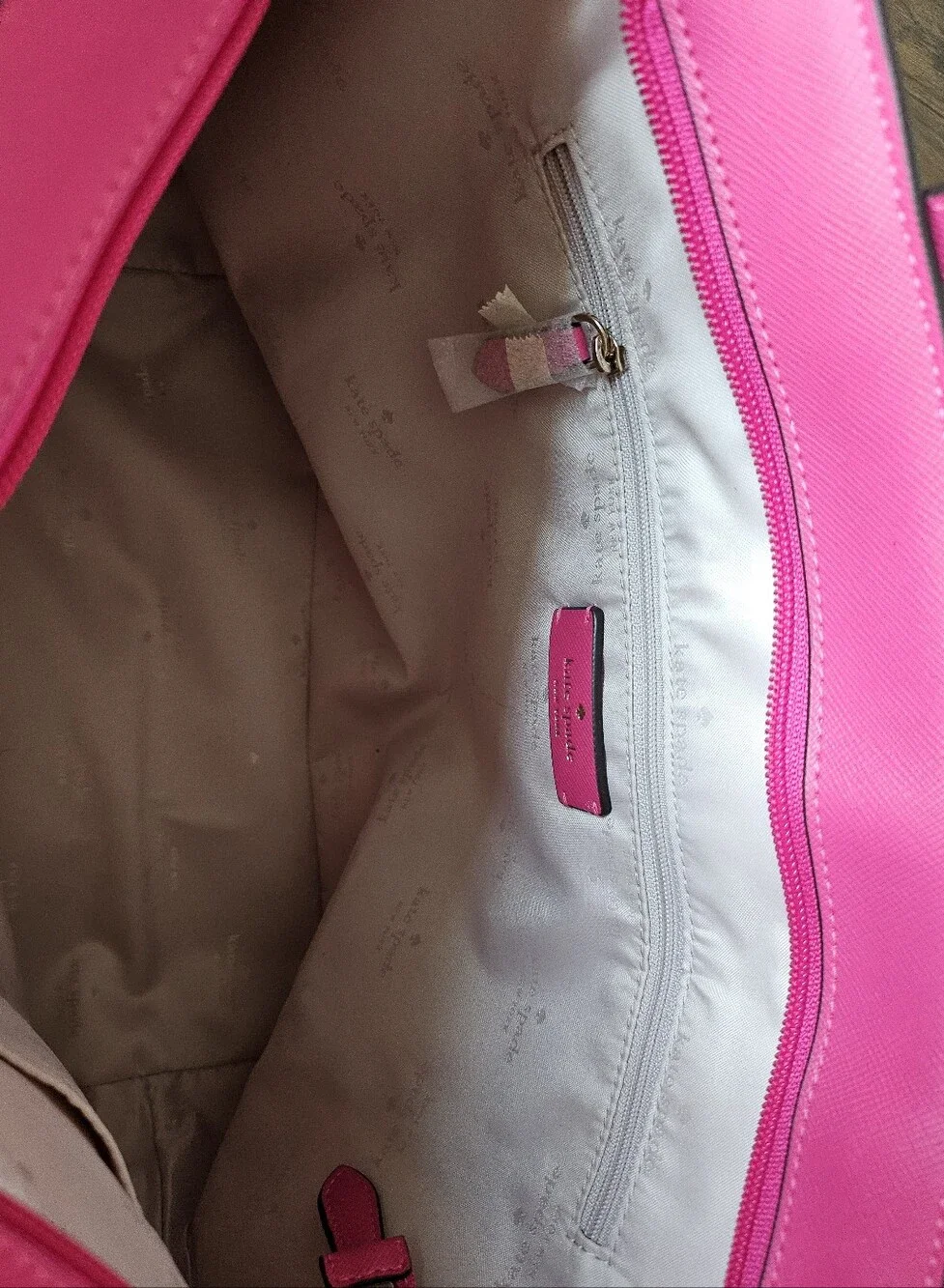 kate spade bright pink tote with hang tag